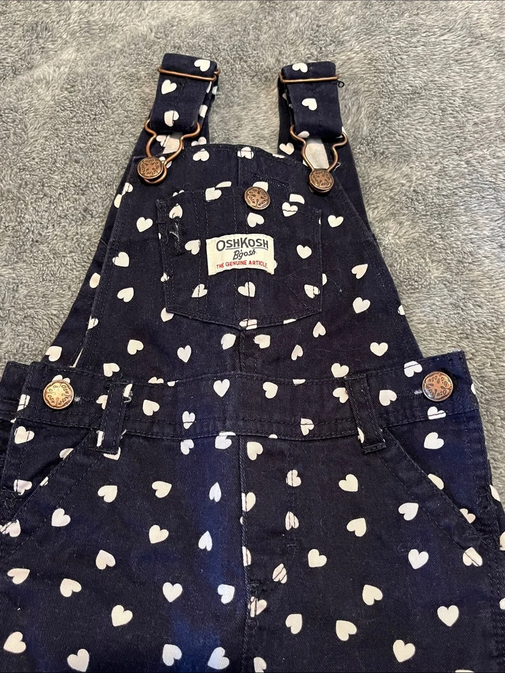 💕 2/$15 Oshkosh Navy Blue w/Hearts Overalls-12M